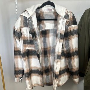 No Boundaries Tan and White Plaid Jacket